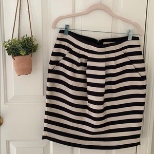 Banana Republic Striped skirt with pockets Sz 6